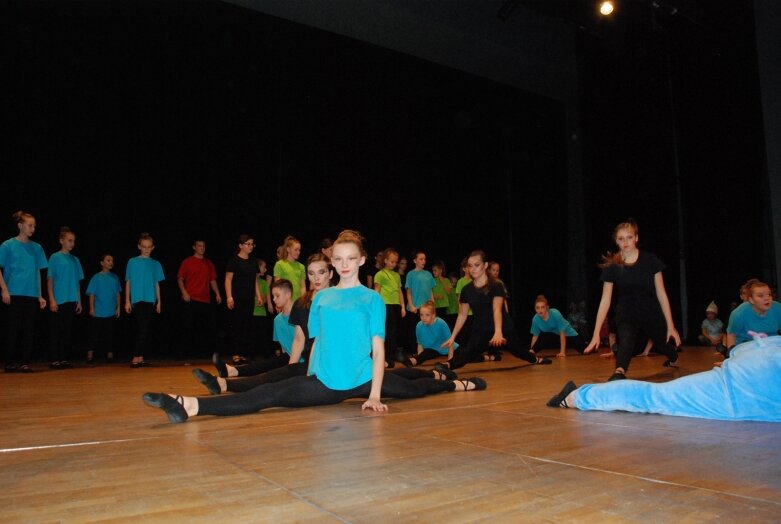  Wzruszający jubileusz Jazz Folk Dance 