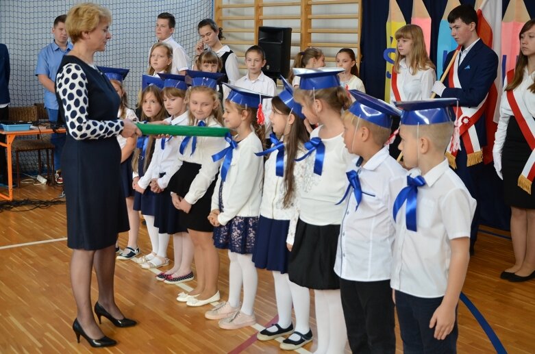  Są już pełnoprawni uczniami szkoły w Kurzeszynie  
