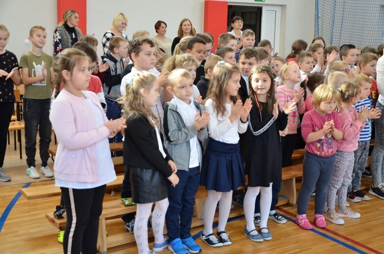  Są już pełnoprawni uczniami szkoły w Kurzeszynie  