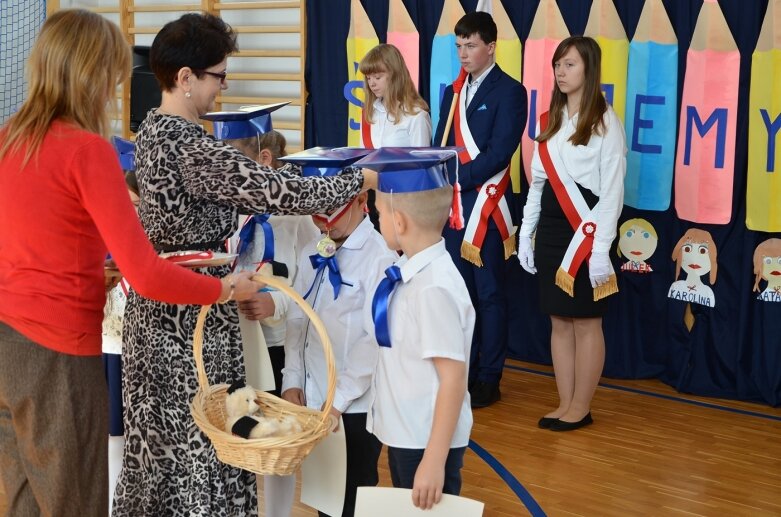  Są już pełnoprawni uczniami szkoły w Kurzeszynie  