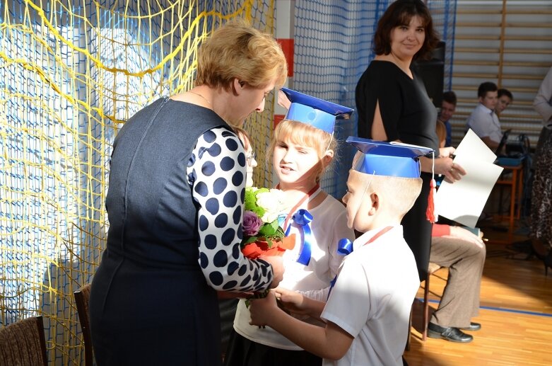  Są już pełnoprawni uczniami szkoły w Kurzeszynie  