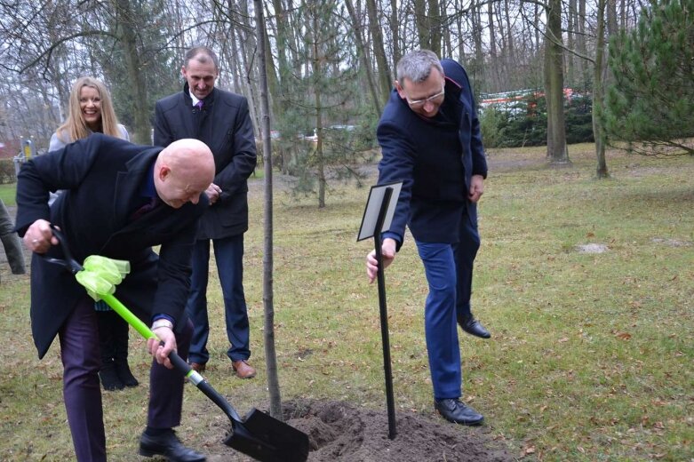  Stulatka z Lutkówki, szkoła obchodziła jubileusz 