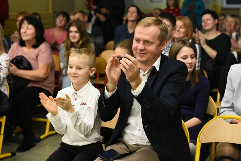  Urodzeni aktorzy! Pierwszaki w świątecznych rolach  