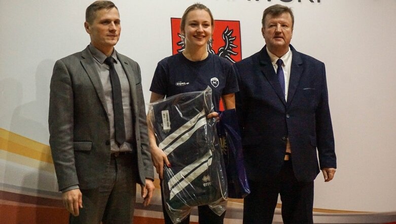  XXI Ogólnopolski turniej piłki siatkowej juniorek o puchar przewodniczącej rady powiatu rawskiego  
