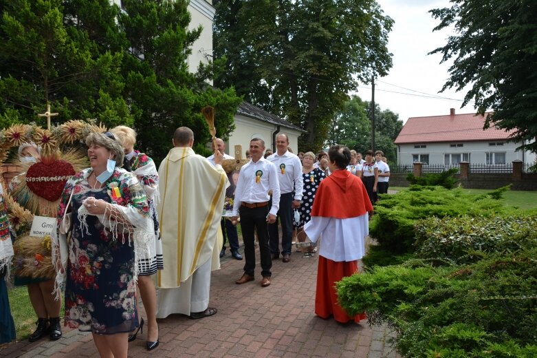  Skromne dożynki powiatowe 