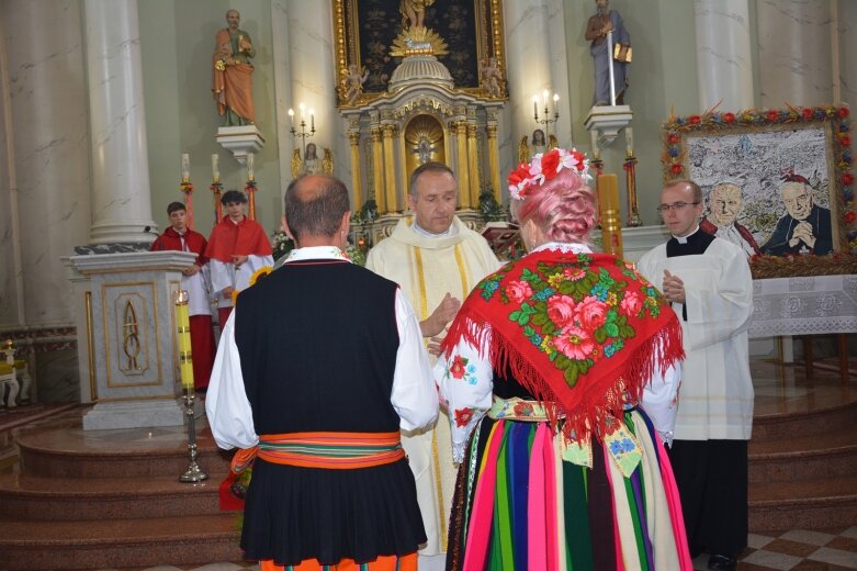  Skromne dożynki powiatowe 