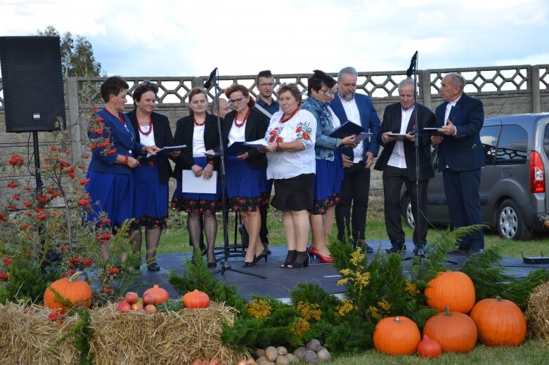  Święto w gminie Regnów, w Rylsku został otwarty dom kultury 