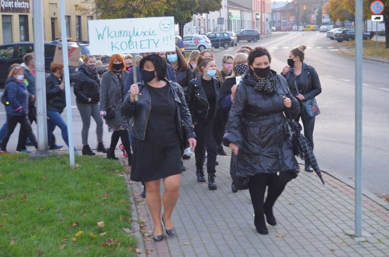  Rawa Mazowiecka: „Jarosław kobiety zostaw...”. Protestowały nie tylko panie  