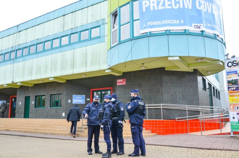  Premier Morawiecki w Skierniewicach 