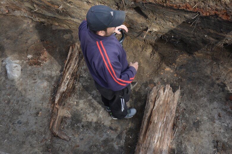  Zaskakujące odkrycie archeologów. Ziemia na rawskim rynku odsłania epoki 