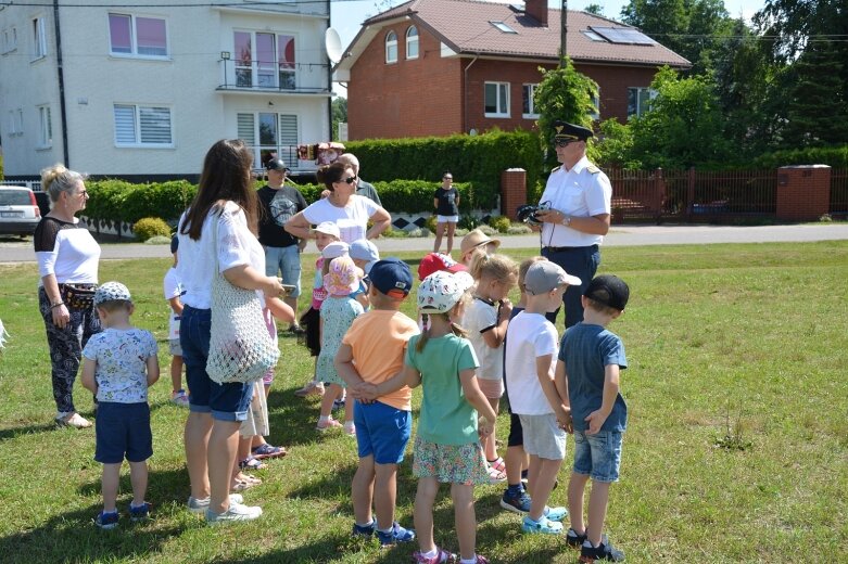  Samolot z bliska - atrakcja na zakończenie roku szkolnego 