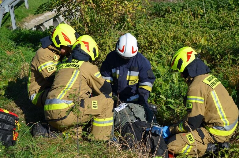  10 osób rannych w wypadku w Regnowie. Na szczęście, to tylko ćwiczenia [ZDJĘCIA] 