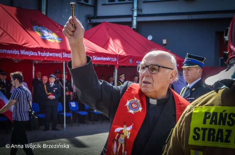  30-lecia Państwowej Straży Pożarnej w Skierniewicach połączone z Dniem Strażaka 