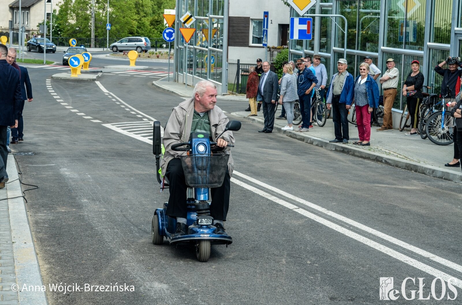  Zbudowany pięć miesięcy przed terminem. Kierowcy przejechali wiaduktem nad torami 