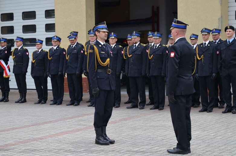  Odznaczenia i awanse dla rawskich strażaków  