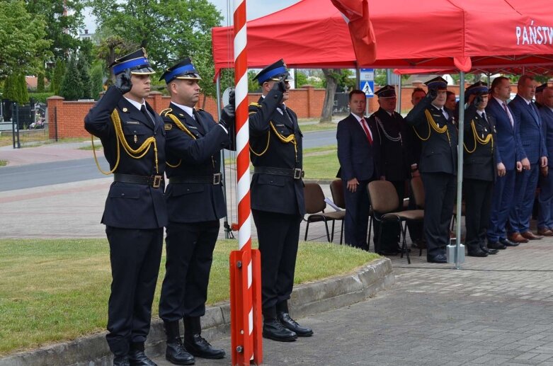  Odznaczenia i awanse dla rawskich strażaków  