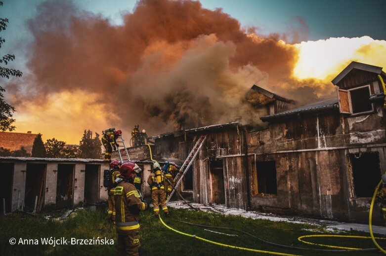  Pożar w centrum Skierniewic 