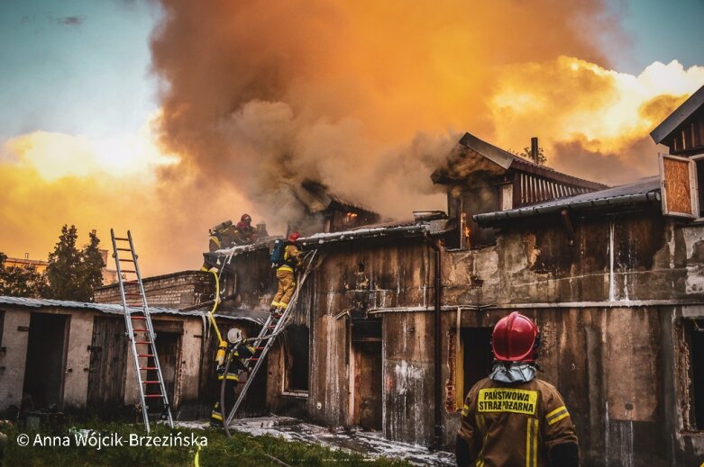  Pożar w centrum Skierniewic 