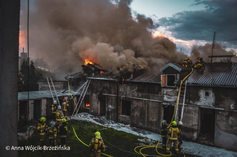  Pożar w centrum Skierniewic 