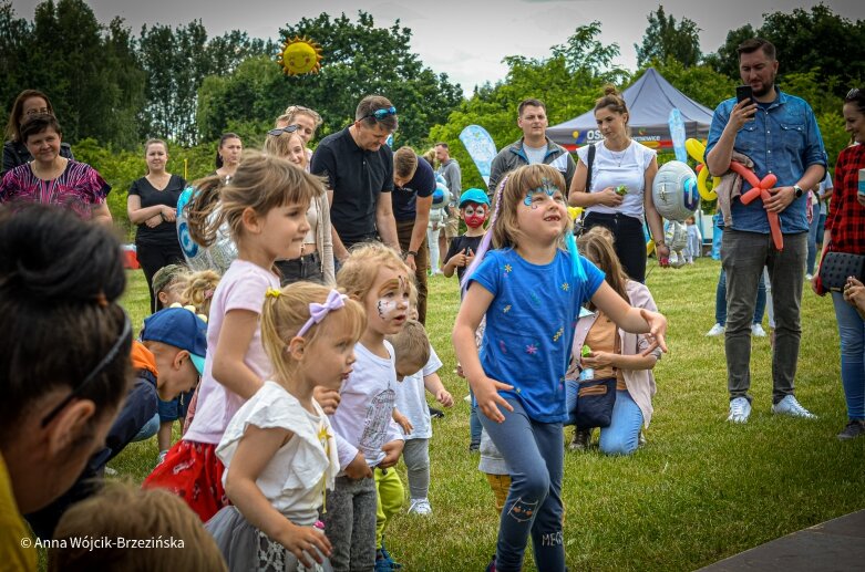  Gangnam style w żłobku. Rodzinny piknik jakiego Skierniewice nie widziały 