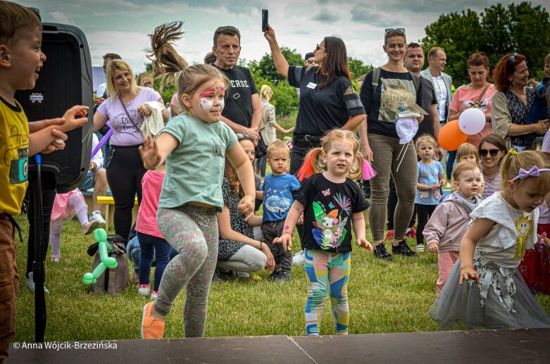  Gangnam style w żłobku. Rodzinny piknik jakiego Skierniewice nie widziały 