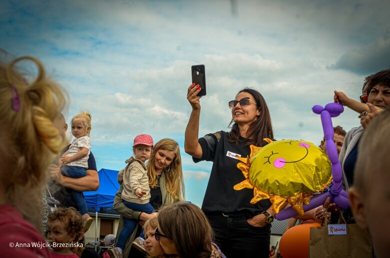  Gangnam style w żłobku. Rodzinny piknik jakiego Skierniewice nie widziały 