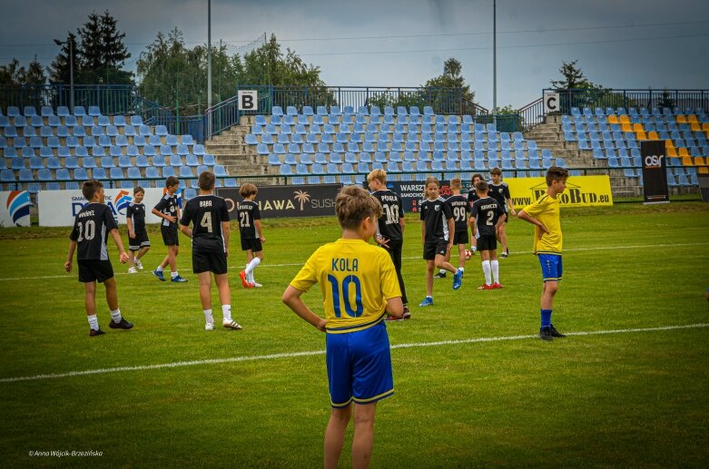  Umowa podpisana. Mirbud przebuduje miejski stadion w Skierniewicach 