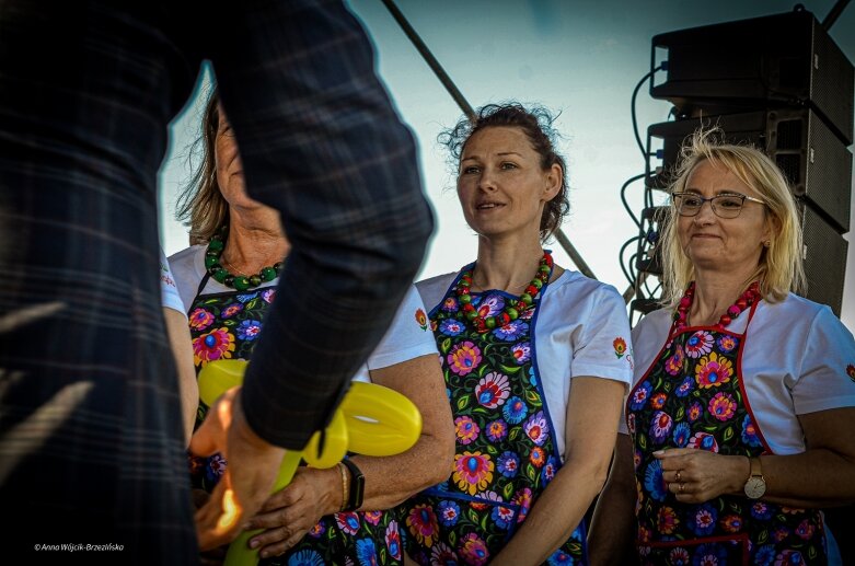  Bitwa regionów w powiecie skierniewickim. Panie z Lnisna uwiodły...podniebienia jury 