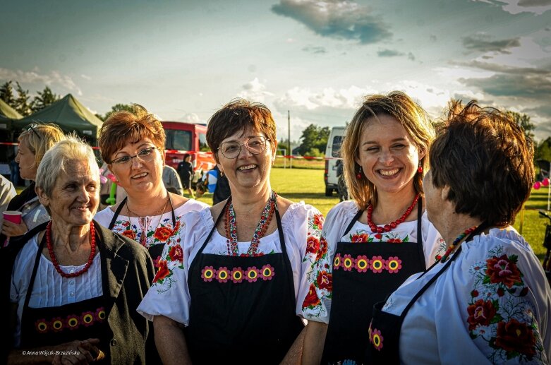  Bitwa regionów w powiecie skierniewickim. Panie z Lnisna uwiodły...podniebienia jury 