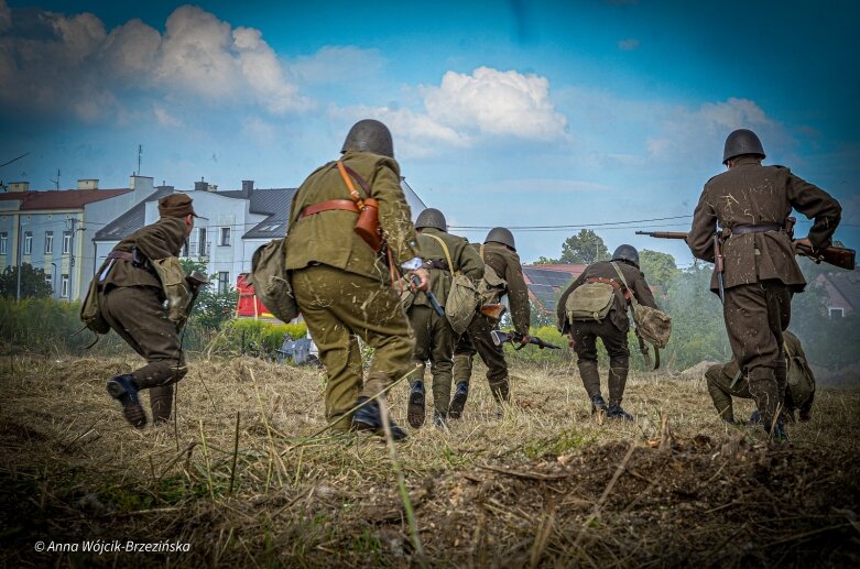  Widowisko historyczne w Skierniewicach. Rekonstrukcja bitwy pod Przyłękiem 