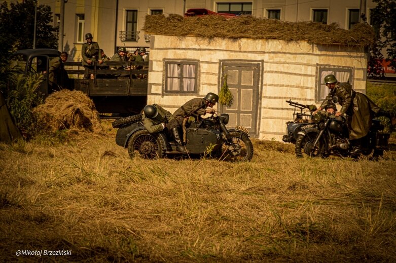  Widowisko historyczne w Skierniewicach. Rekonstrukcja bitwy pod Przyłękiem 