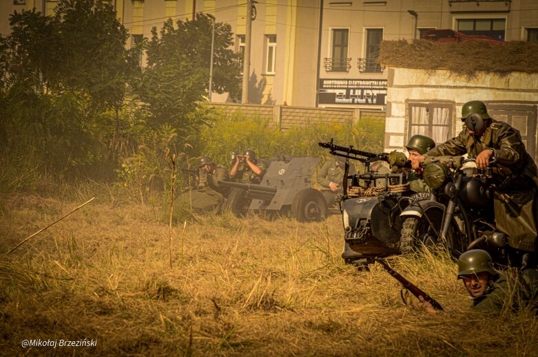  Widowisko historyczne w Skierniewicach. Rekonstrukcja bitwy pod Przyłękiem 