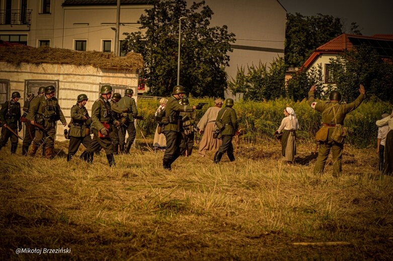  Widowisko historyczne w Skierniewicach. Rekonstrukcja bitwy pod Przyłękiem 