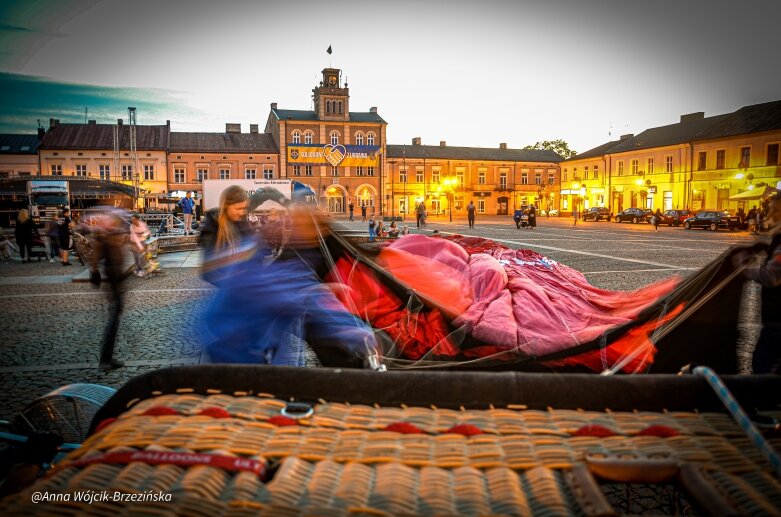  Balony nad miastem. Fiesta na niebie Skierniewic 