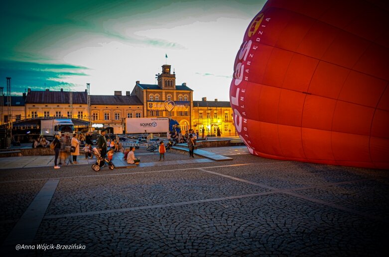  Balony nad miastem. Fiesta na niebie Skierniewic 