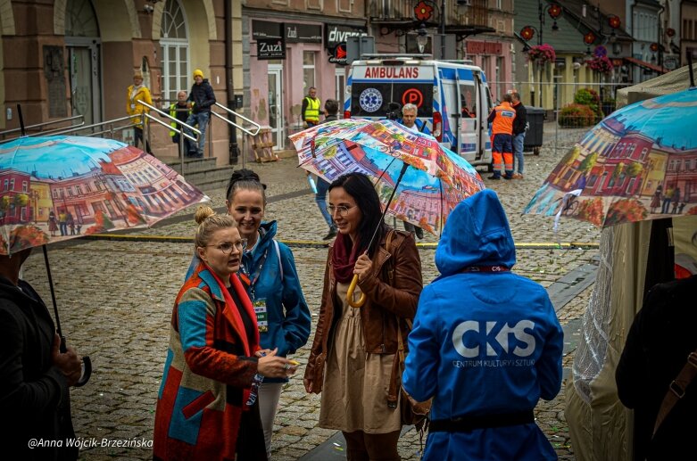   Na zapleczu wyborów Miss Polonia Skierniewic 