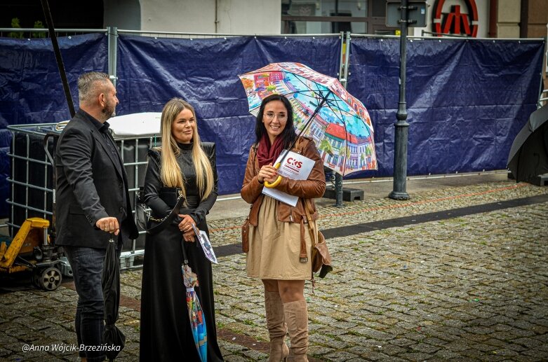   Na zapleczu wyborów Miss Polonia Skierniewic 