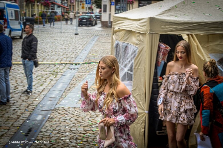   Na zapleczu wyborów Miss Polonia Skierniewic 