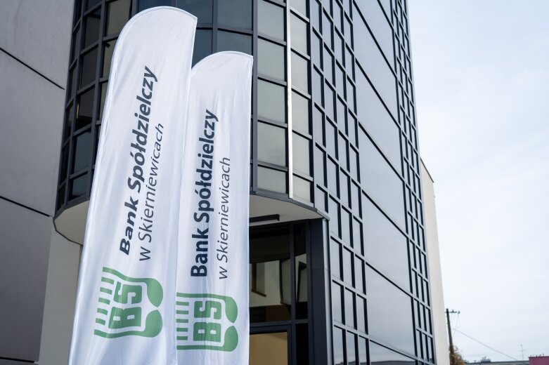 30 października odbyło się uroczyste otwarcie I oddziału Banku Spółdzielczego w Skierniewicach.