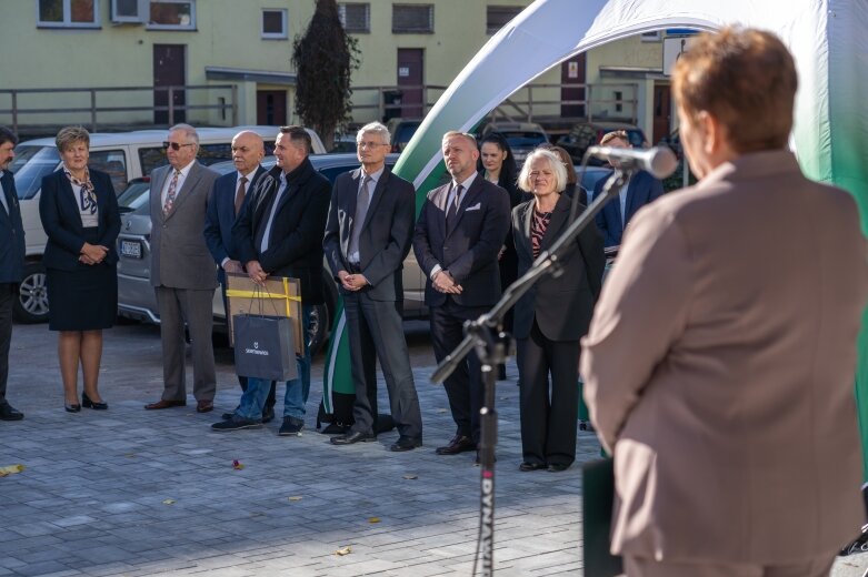  30 października odbyło się uroczyste otwarcie I oddziału Banku Spółdzielczego w Skierniewicach. 