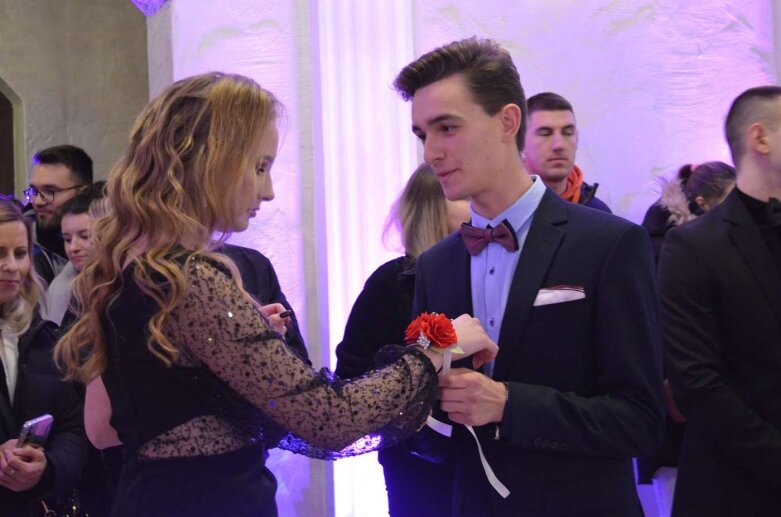  Studniówka maturzystów z ZS w Mszczonowie  