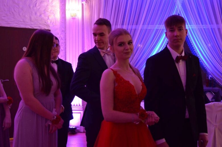  Studniówka maturzystów z ZS w Mszczonowie  