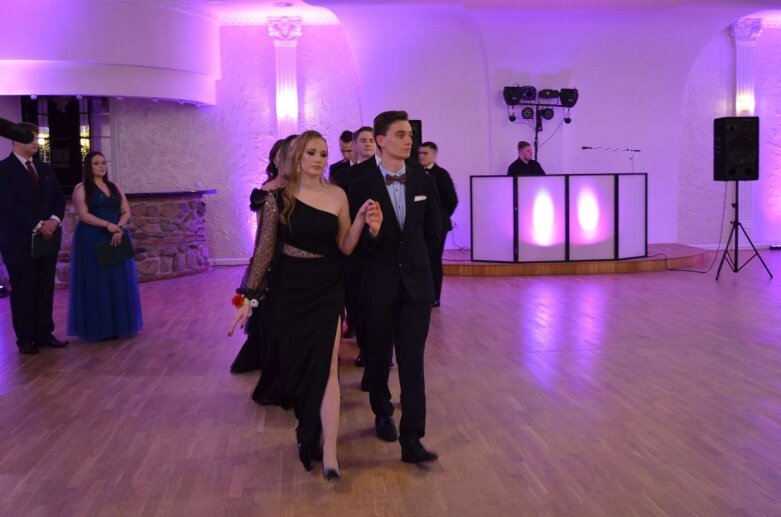  Studniówka maturzystów z ZS w Mszczonowie  