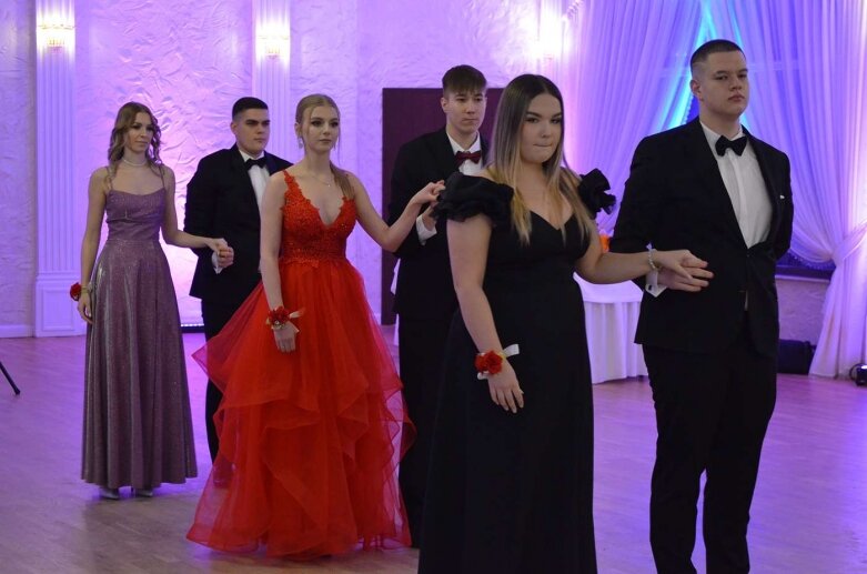  Studniówka maturzystów z ZS w Mszczonowie  