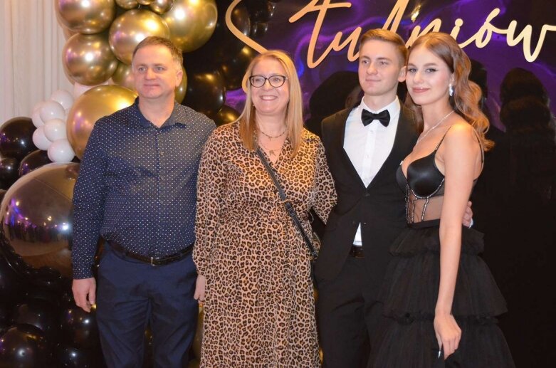  Studniówka maturzystów z ZS w Mszczonowie  