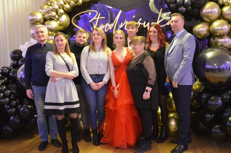  Studniówka maturzystów z ZS w Mszczonowie  