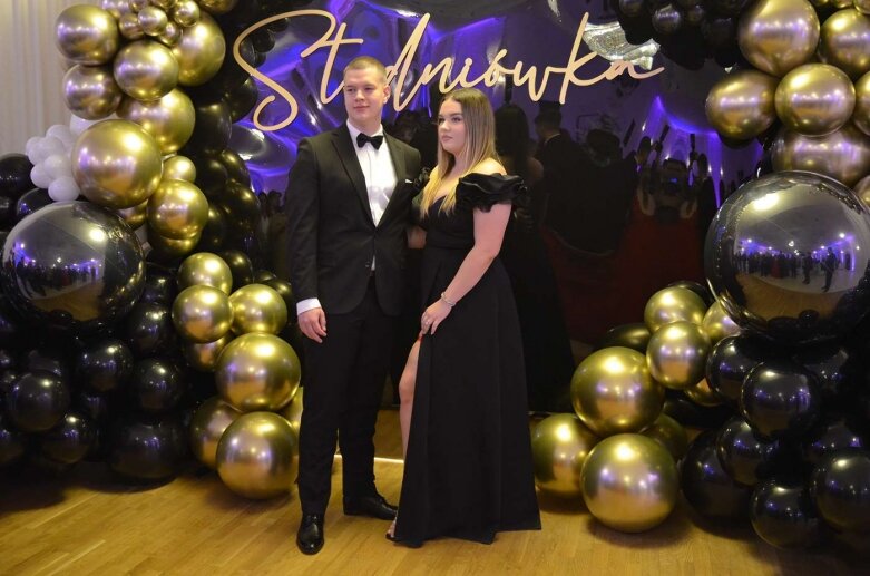  Studniówka maturzystów z ZS w Mszczonowie  