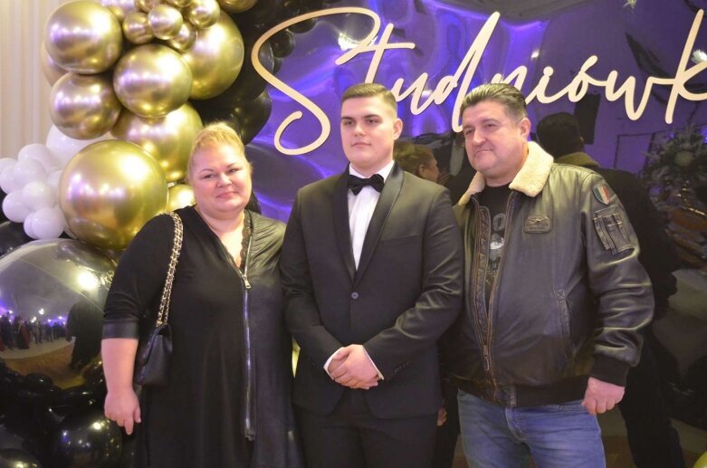  Studniówka maturzystów z ZS w Mszczonowie  