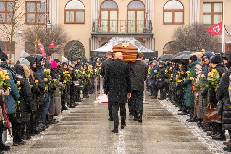  Mieszkańcy Mszczonowa pożegnali Józefa Grzegorza Kurka 