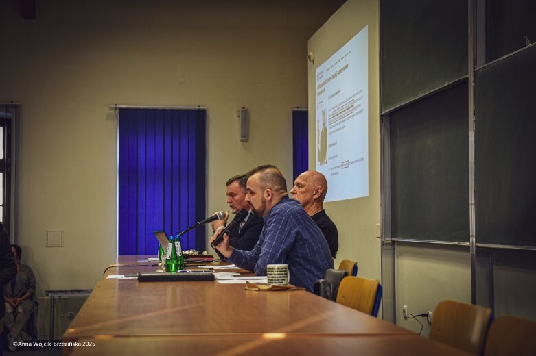  Biskup pod ostrzałem społeczników. Czy Centrum Integracji Cudzoziemców powstanie w Skierniewicach? 